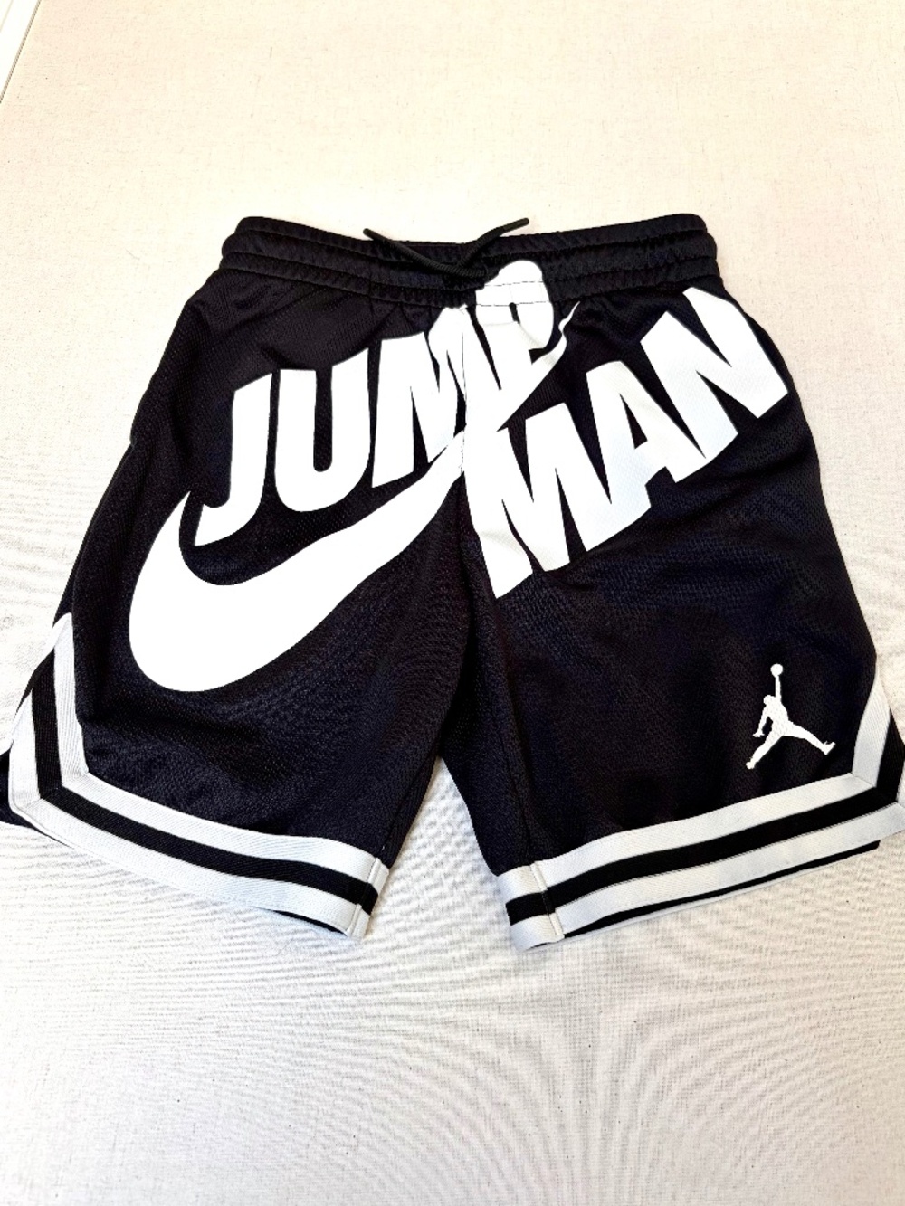 Jordan Boys Jumpman Mesh Basketball Shorts Black White Youth Medium M 10-12